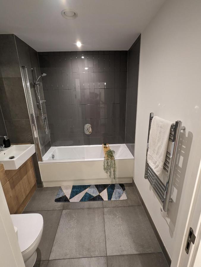 לונדון Kingwood Apartaments מראה חיצוני תמונה